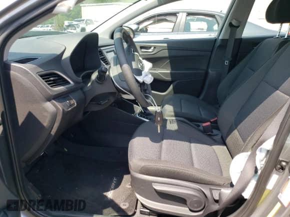 2022 Hyundai Accent SEL with VIN 3KPC24A6XNE173914, listed as a Copart auction lot 55882903 with 23,100 mi miles and . Bid and sale history available at DreamBid. Image 7.