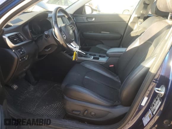 ✅ 2020 Kia Optima S • VIN: 5XXGT4L3XLG401402 • Lot: 91662325. Wystawiony na Copart z przebiegiem 78 681 mil. Bezpłatny archiwum sprzedaży aukcyjnych z USA i szczegółowy raport historii pojazdu na DreamBid. Zdjęcie 7.