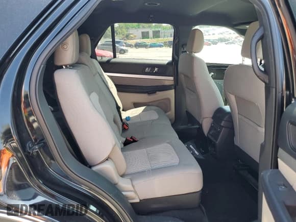 ✅ 2018 Ford Explorer • VIN: 1FM5K8B8XJGC33180 • Lot: 71273955. Listed on Copart with 109,564 mi. Free auction sales archive from the USA and detailed vehicle history report at DreamBid. Image 10.