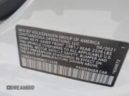 ✅ 2021 Volkswagen Passat SE • VIN: 1VWSA7A36MC012338 • Lot: 43709894. Listed on IAAI with 72,376 mi. Free auction sales archive from the USA and detailed vehicle history report at DreamBid. Image 9.