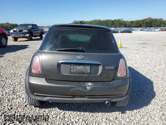 2006 MINI Hardtop с VIN WMWRC33566TJ76997, выставлен на аукционе Copart как лот 86726415 с пробегом 167 581 миль миль и Чистый • Clean title. История ставок и продаж доступна на DreamBid. Изображение 6.