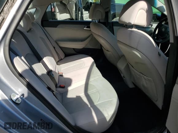 ✅ 2016 Hyundai Sonata 2.4L • VIN: 5NPE24AF5GH292283 • Лот: 87477135. Опубликован ранее на Copart с пробегом 114 514 миль. Бесплатный доступ к архиву аукционных продаж из США и подробный отчёт об истории автомобиля на DreamBid. Изображение 10.