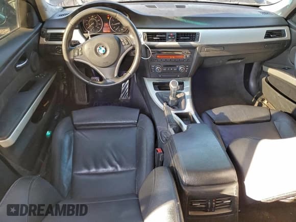 ✅ 2007 BMW 3 Series 335i • VIN: WBAVB73557VF50372 • Лот: 93662355. Опубликован ранее на Copart с пробегом 200 212 миль. Бесплатный доступ к архиву аукционных продаж из США и подробный отчёт об истории автомобиля на DreamBid. Изображение 8.