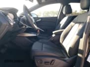 ✅ 2024 Audi Q4 e-tron Sportback Prestige • VIN: WA14UBFZ7RP055339 • Лот: 46027345. Опубликован ранее на Copart с пробегом 8 281 миль. Бесплатный доступ к архиву аукционных продаж из США и подробный отчёт об истории автомобиля на DreamBid. Изображение 7.