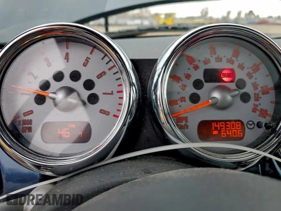 ✅ 2006 MINI Hardtop • VIN: WMWRC33516TK65019 • Lot: 93891585. Listed on Copart with 240,287 mi. Free auction sales archive from the USA and detailed vehicle history report at DreamBid. Image 9.