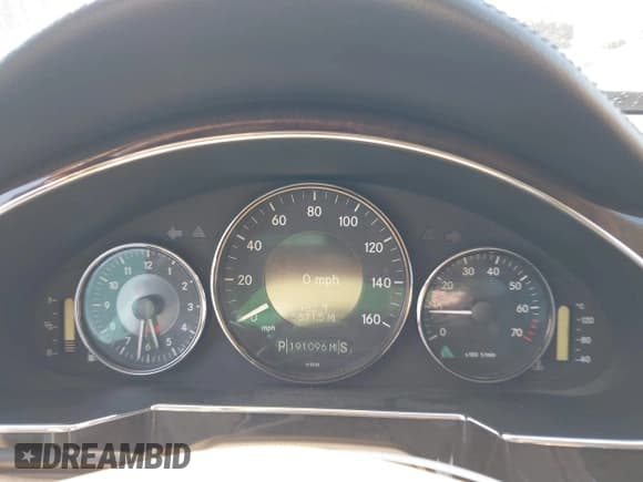 ✅ 2007 Mercedes-Benz CLS 550 • VIN: WDDDJ72X07A112468 • Lot: 43617483. Listed on IAAI with 191,096 mi. Free auction sales archive from the USA and detailed vehicle history report at DreamBid. Image 7.