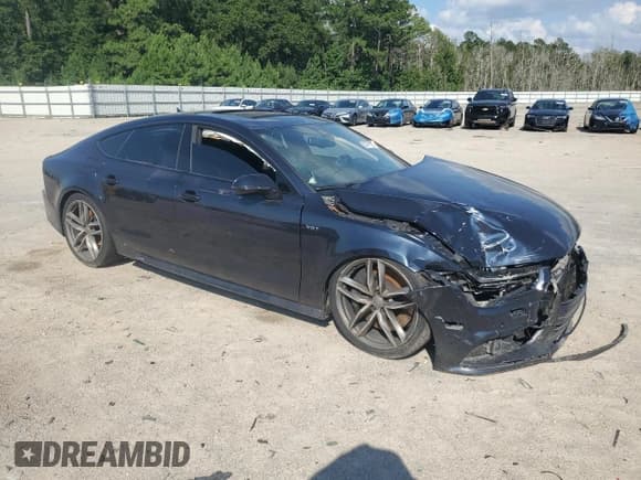 ✅ 2016 Audi S7 • VIN: WAUW2AFC7GN079947 • Лот: 65709985. Опубликован ранее на Copart с пробегом 104 064 миль. Бесплатный доступ к архиву аукционных продаж из США и подробный отчёт об истории автомобиля на DreamBid. Изображение 4.