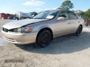 ✅ 2000 Toyota Camry LE • VIN: 4T1BG22K4YU967077 • Лот: 43550030. Опубликован ранее на IAAI с пробегом 119 323 миль. Бесплатный доступ к архиву аукционных продаж из США и подробный отчёт об истории автомобиля на DreamBid. Изображение 2.