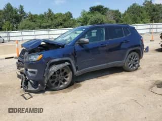 2021 Jeep Compass 80th Anniversary с VIN 3C4NJCEB0MT556008, выставлен на аукционе Copart как лот 64062495 с пробегом Не указан миль и Списание • Salvage title. История ставок и продаж доступна на DreamBid. Изображение 1.