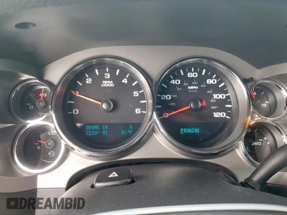 ✅ 2010 Chevrolet Silverado 1500 • VIN: 3GCRKSE29AG255198 • Лот: 64492525. Опубликован ранее на Copart с пробегом 72 339 миль. Бесплатный доступ к архиву аукционных продаж из США и подробный отчёт об истории автомобиля на DreamBid. Изображение 9.