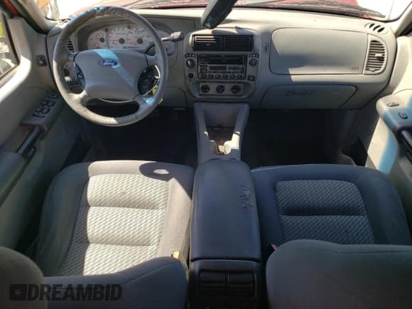 ✅ 2003 Ford Explorer Sport Trac XLS • VIN: 1FMZU77E23UA26677 • Lot: 68739755. Listed on Copart with 137,007 mi. Free auction sales archive from the USA and detailed vehicle history report at DreamBid. Image 8.