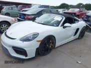 ✅ 2021 Porsche 718 Spyder • VIN: WP0CC2A89MS240128 • Lot: 42670527. Wystawiony na IAAI z przebiegiem 40 944 mil. Bezpłatny archiwum sprzedaży aukcyjnych z USA i szczegółowy raport historii pojazdu na DreamBid. Zdjęcie 2.