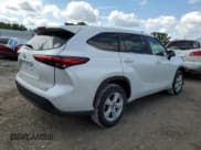 ✅ 2023 Toyota Highlander LE • VIN: 5TDKDRAH8PS008795 • Лот: 57656185. Опубликован ранее на Copart с пробегом 24 217 миль. Бесплатный доступ к архиву аукционных продаж из США и подробный отчёт об истории автомобиля на DreamBid. Изображение 3.