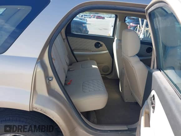 ✅ 2007 Chevrolet Equinox LS • VIN: 2CNDL13F876075251 • Lot: 43417112. Wystawiony na IAAI z przebiegiem 271 668 mil mil. Skorzystaj z bezpłatnego archiwum sprzedaży aukcyjnych z USA i zobacz szczegółowy raport historii pojazdu na DreamBid. Zdjęcie 8.