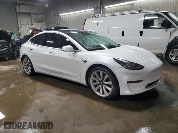 ✅ 2020 Tesla Model 3 Long Range • VIN: 5YJ3E1EB3LF791547 • Lot: 91497665. Wystawiony na Copart z przebiegiem 65 704 mil. Bezpłatny archiwum sprzedaży aukcyjnych z USA i szczegółowy raport historii pojazdu na DreamBid. Zdjęcie 4.
