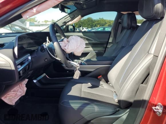 ✅ 2024 Cadillac LYRIQ Luxury • VIN: 1GYKPSRL2RZ136842 • Lot: 91343595. Wystawiony na Copart z przebiegiem Nie podano. Bezpłatny archiwum sprzedaży aukcyjnych z USA i szczegółowy raport historii pojazdu na DreamBid. Zdjęcie 7.