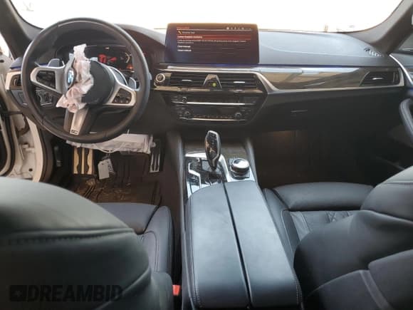 ✅ 2021 BMW 5 Series 540i • VIN: WBA53BJ08MWW92001 • Lot: 68393295. Listed on Copart with 42,244 mi. Free auction sales archive from the USA and detailed vehicle history report at DreamBid. Image 8.