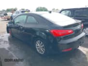 ✅ 2016 Kia Forte EX • VIN: KNAFX6A81G5604437 • Lot: 42435736. Wystawiony na IAAI z przebiegiem 121 917 mil. Bezpłatny archiwum sprzedaży aukcyjnych z USA i szczegółowy raport historii pojazdu na DreamBid. Zdjęcie 3.