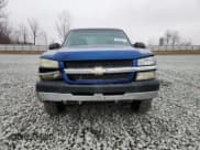 ✅ 2003 Chevrolet Silverado 2500HD LS • VIN: 1GCHK29U13E265418 • Lot: 92708415. Wystawiony na Copart z przebiegiem 211 182 mil. Bezpłatny archiwum sprzedaży aukcyjnych z USA i szczegółowy raport historii pojazdu na DreamBid. Zdjęcie 5.