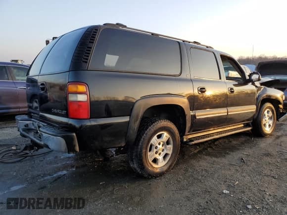 ✅ 2003 Chevrolet Suburban Z71 • VIN: 3GNFK16Z93G119835 • Lot: 44208115. Wystawiony na Copart z przebiegiem Nie podano. Bezpłatny archiwum sprzedaży aukcyjnych z USA i szczegółowy raport historii pojazdu na DreamBid. Zdjęcie 3.