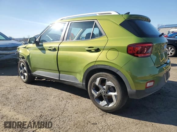 ✅ 2022 Hyundai Venue Limited • VIN: KMHRC8A34NU165891 • Lot: 49386785. Listed on Copart with 61,185 mi. Free auction sales archive from the USA and detailed vehicle history report at DreamBid. Image 2.