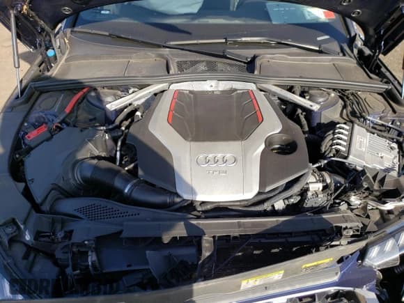 ✅ 2020 Audi S4 Premium Plus • VIN: WAUB4AF49LA028338 • Lot: 46905664. Wystawiony na Copart z przebiegiem 28 147 mil. Bezpłatny archiwum sprzedaży aukcyjnych z USA i szczegółowy raport historii pojazdu na DreamBid. Zdjęcie 11.