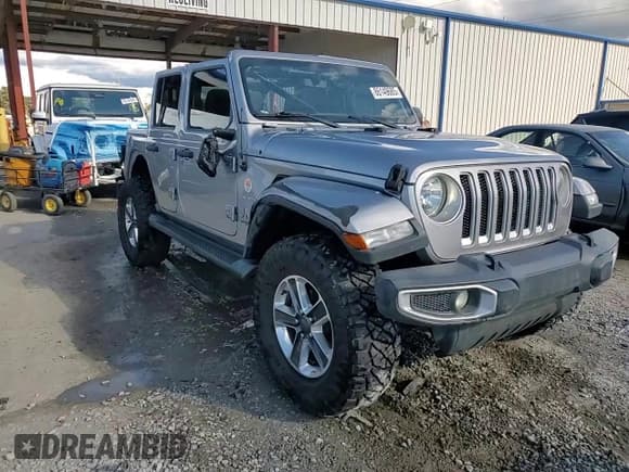 ✅ 2018 Jeep Wrangler Unlimited Sahara • VIN: 1C4HJXEN7JW222045 • Lot: 86149685. Wystawiony na Copart z przebiegiem 111 072 mil. Bezpłatny archiwum sprzedaży aukcyjnych z USA i szczegółowy raport historii pojazdu na DreamBid. Zdjęcie 15.