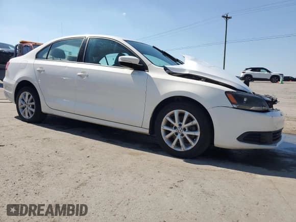 ✅ 2011 Volkswagen Jetta SE • VIN: 3VWDX7AJ0BM387143 • Lot: 85140905. Wystawiony na Copart z przebiegiem 194 870 mil. Bezpłatny archiwum sprzedaży aukcyjnych z USA i szczegółowy raport historii pojazdu na DreamBid. Zdjęcie 4.