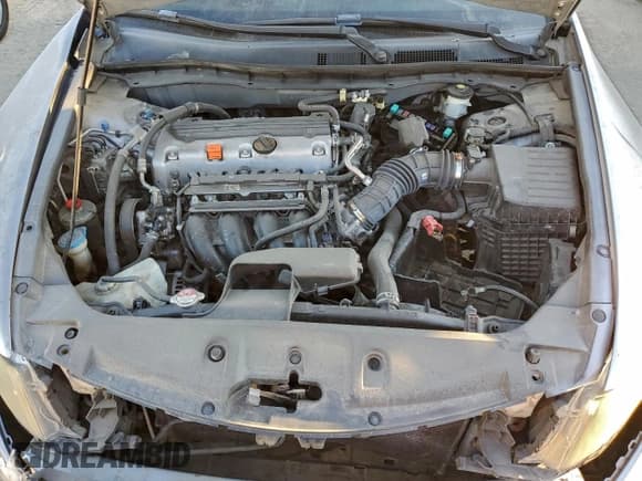 ✅ 2011 Honda Accord LX • VIN: 1HGCP2F34BA136815 • Lot: 96819395. Listed on Copart with 177,186 mi. Free auction sales archive from the USA and detailed vehicle history report at DreamBid. Image 11.