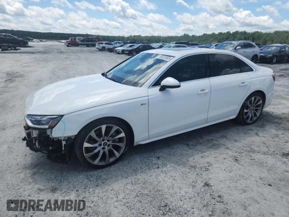 ✅ 2020 Audi A4 Premium Plus • VIN: WAUENAF42LA051020 • Лот: 68323085. Опубликован ранее на Copart с пробегом 48 118 миль. Бесплатный доступ к архиву аукционных продаж из США и подробный отчёт об истории автомобиля на DreamBid. Изображение 1.