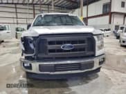 ✅ 2017 Ford F-150 XL • VIN: 1FTMF1CF7HKD23662 • Lot: 93522615. Wystawiony na Copart z przebiegiem 170 496 mil. Bezpłatny archiwum sprzedaży aukcyjnych z USA i szczegółowy raport historii pojazdu na DreamBid. Zdjęcie 5.