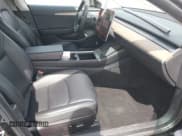 ✅ 2022 Tesla Model 3 Long Range • VIN: 5YJ3E1EB6NF109067 • Lot: 41948791. Wystawiony na IAAI z przebiegiem 28 603 mil. Bezpłatny archiwum sprzedaży aukcyjnych z USA i szczegółowy raport historii pojazdu na DreamBid. Zdjęcie 5.