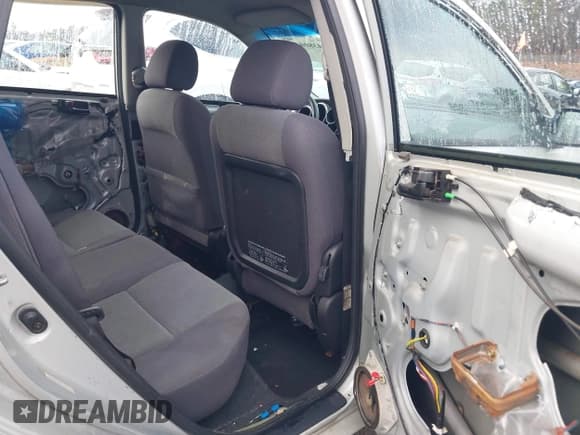 ✅ 2003 Toyota Matrix Std • VIN: 2T1KR32E63C145062 • Лот: 43800477. Опубликован ранее на IAAI с пробегом 169 232 миль. Бесплатный доступ к архиву аукционных продаж из США и подробный отчёт об истории автомобиля на DreamBid. Изображение 8.