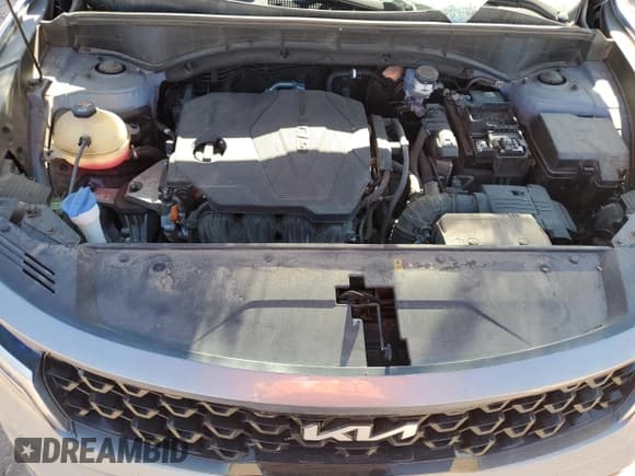 ✅ 2022 Kia Sorento S • VIN: 5XYRL4LC7NG125073 • Lot: 92287465. Listed on Copart with 47,302 mi. Free auction sales archive from the USA and detailed vehicle history report at DreamBid. Image 12.