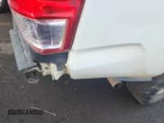 ✅ 2017 Toyota Tacoma SR5 • VIN: 3TMCZ5AN5HM101120 • Lot: 43851216. Wystawiony na IAAI z przebiegiem 79 404 mil. Bezpłatny archiwum sprzedaży aukcyjnych z USA i szczegółowy raport historii pojazdu na DreamBid. Zdjęcie 5.