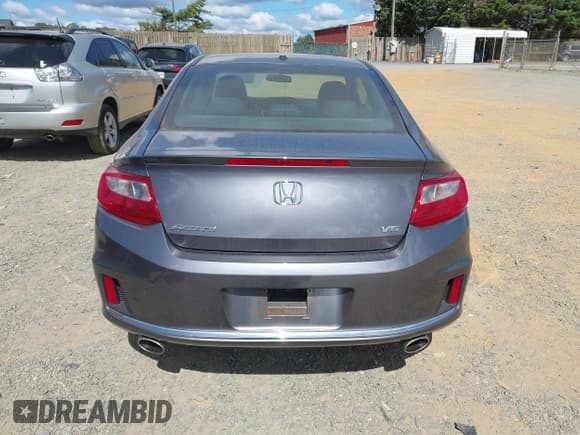 ✅ 2013 Honda Accord EX-L • VIN: 1HGCT2B82DA010078 • Лот: 43112355. Опубликован ранее на IAAI с пробегом 123 417 миль. Бесплатный доступ к архиву аукционных продаж из США и подробный отчёт об истории автомобиля на DreamBid. Изображение 16.