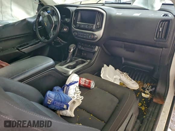 ✅ 2022 Chevrolet Colorado 2WD LT • VIN: 1GCHSCEAXN1128361 • Lot: 94261155. Wystawiony na Copart z przebiegiem Nie podano. Bezpłatny archiwum sprzedaży aukcyjnych z USA i szczegółowy raport historii pojazdu na DreamBid. Zdjęcie 8.