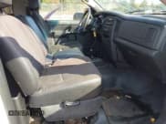 ✅ 2005 Dodge 2500 ST • VIN: 3D7KS26D05G815316 • Lot: 40518807. Wystawiony na IAAI z przebiegiem 80 295 mil. Bezpłatny archiwum sprzedaży aukcyjnych z USA i szczegółowy raport historii pojazdu na DreamBid. Zdjęcie 5.