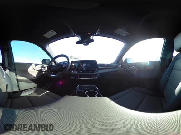 ✅ 2025 Chevrolet Equinox FWD LT • VIN: 3GNAXHEG4SL210232 • Lot: 42541207. Wystawiony na IAAI z przebiegiem 415 mil. Bezpłatny archiwum sprzedaży aukcyjnych z USA i szczegółowy raport historii pojazdu na DreamBid. Zdjęcie 18.