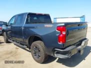 ✅ 2019 Chevrolet Silverado 1500 LT Trail Boss • VIN: 1GCPYFED9KZ332149 • Lot: 42720046. Wystawiony na IAAI z przebiegiem 89 370 mil. Bezpłatny archiwum sprzedaży aukcyjnych z USA i szczegółowy raport historii pojazdu na DreamBid. Zdjęcie 3.