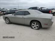 ✅ 2011 Dodge Challenger • VIN: 2B3CJ4DG4BH565781 • Lot: 46193255. Wystawiony na Copart z przebiegiem 170 436 mil. Bezpłatny archiwum sprzedaży aukcyjnych z USA i szczegółowy raport historii pojazdu na DreamBid. Zdjęcie 2.