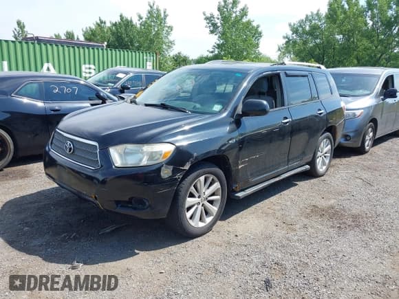 ✅ 2008 Toyota Highlander • VIN: JTEEW41AX82003843 • Lot: 42624841. Listed on IAAI with 181,981 mi. Free auction sales archive from the USA and detailed vehicle history report at DreamBid. Image 2.