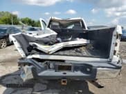 ✅ 2007 Chevrolet Silverado 2500HD Work Truck • VIN: 1GCHC24K47E549134 • Лот: 70326355. Опубликован ранее на Copart с пробегом Не указан. Бесплатный доступ к архиву аукционных продаж из США и подробный отчёт об истории автомобиля на DreamBid. Изображение 6.