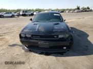 ✅ 2014 Dodge Challenger R/T • VIN: 2C3CDYBT3EH196613 • Lot: 72367484. Wystawiony na Copart z przebiegiem 128 481 mil. Bezpłatny archiwum sprzedaży aukcyjnych z USA i szczegółowy raport historii pojazdu na DreamBid. Zdjęcie 11.