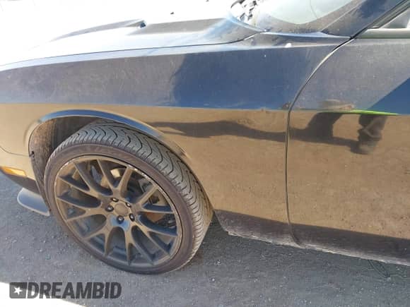 2010 Dodge Challenger SE with VIN 2B3CJ4DV2AH238552, listed as a IAAI auction lot 43481103 with 230,949 mi miles and . Bid and sale history available at DreamBid. Image 6.