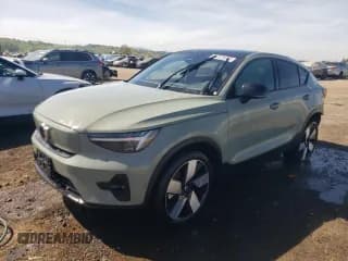 ✅ 2023 Volvo C40 Ultimate • VIN: YV4ED3GM8P2059667 • Лот: 47056364. Опубликован ранее на Copart с пробегом 14 019 миль. Бесплатный доступ к архиву аукционных продаж из США и подробный отчёт об истории автомобиля на DreamBid. Изображение 1.