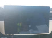 ✅ 2023 Tesla Model S Plaid • VIN: 5YJSA1E67PF528820 • Lot: 43757823. Wystawiony na IAAI z przebiegiem Nie podano. Bezpłatny archiwum sprzedaży aukcyjnych z USA i szczegółowy raport historii pojazdu na DreamBid. Zdjęcie 16.