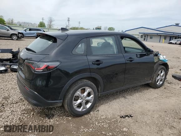 ✅ 2024 Honda HR-V LX • VIN: 3CZRZ2H34RM742848 • Lot: 56549235. Listed on Copart with 10,753 mi. Free auction sales archive from the USA and detailed vehicle history report at DreamBid. Image 3.