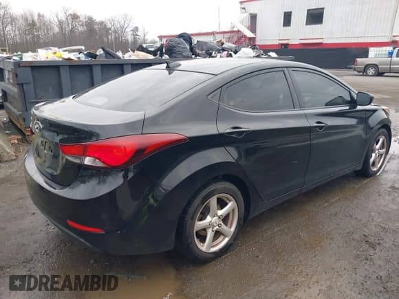 ✅ 2016 Hyundai Elantra SE • VIN: 5NPDH4AE3GH782562 • Lot: 43766087. Listed on IAAI with 147,809 mi. Free auction sales archive from the USA and detailed vehicle history report at DreamBid. Image 4.