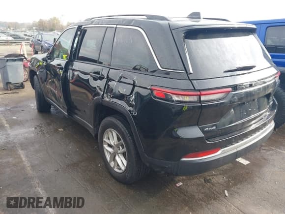 ✅ 2023 Jeep Grand Cherokee Laredo • VIN: 1C4RJHAG6PC671728 • Lot: 40897386. Listed on IAAI with Not provided. Free auction sales archive from the USA and detailed vehicle history report at DreamBid. Image 3.